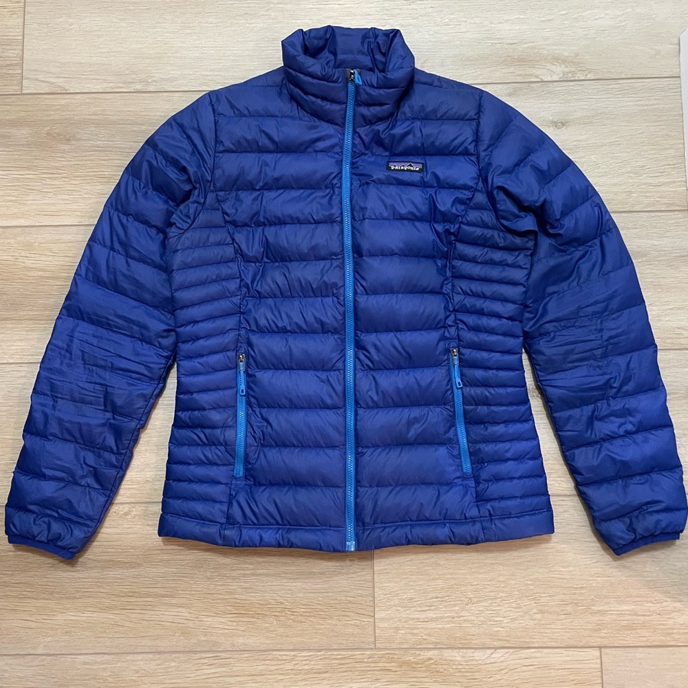 Patagonia Women's Blue Puffer Jacket